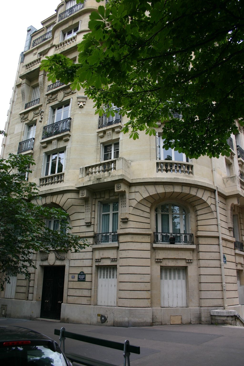 Etienne Jules Marey's last home, Paris (2).JPG